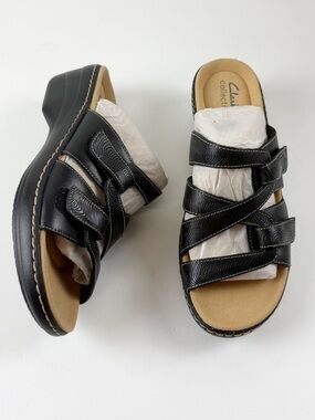 Clarks Merliah Karli Slip-on Strappy Sandals Womens 8.5M Black Leather NWT